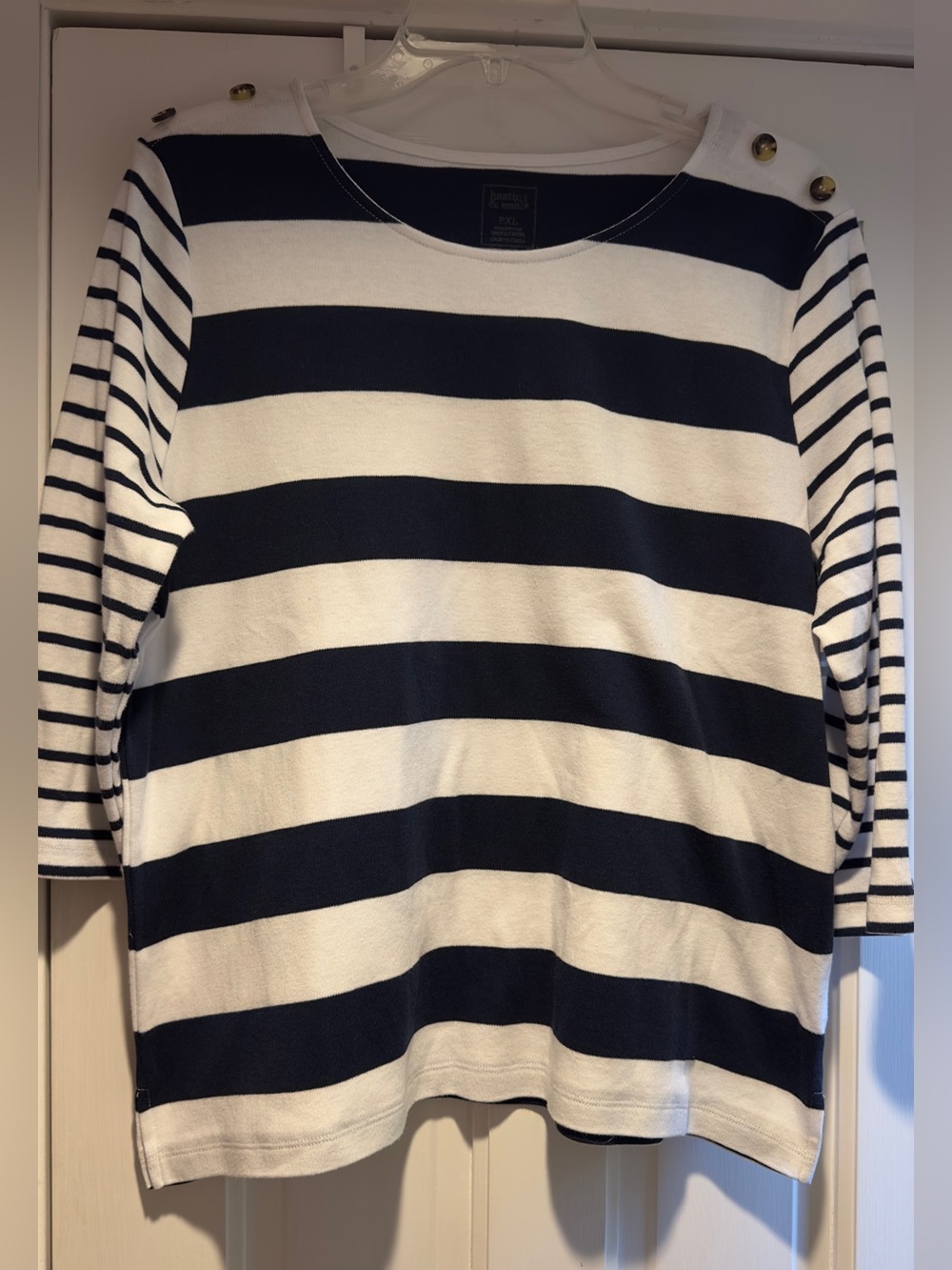 Hastings & Smith Striped Three Quarter Sleeve Top